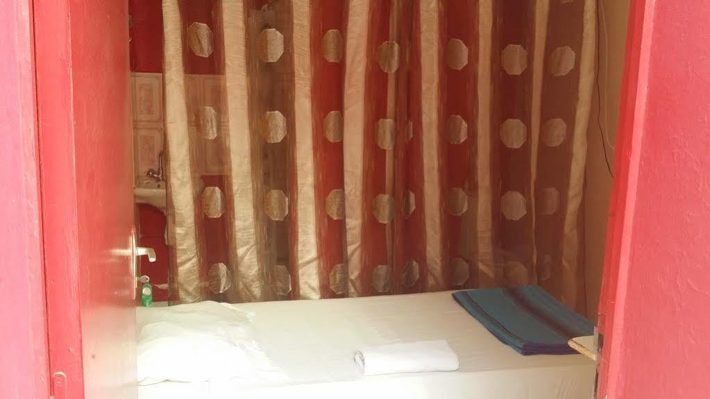 סיינט דניס Hotel Du Centre מראה חיצוני תמונה